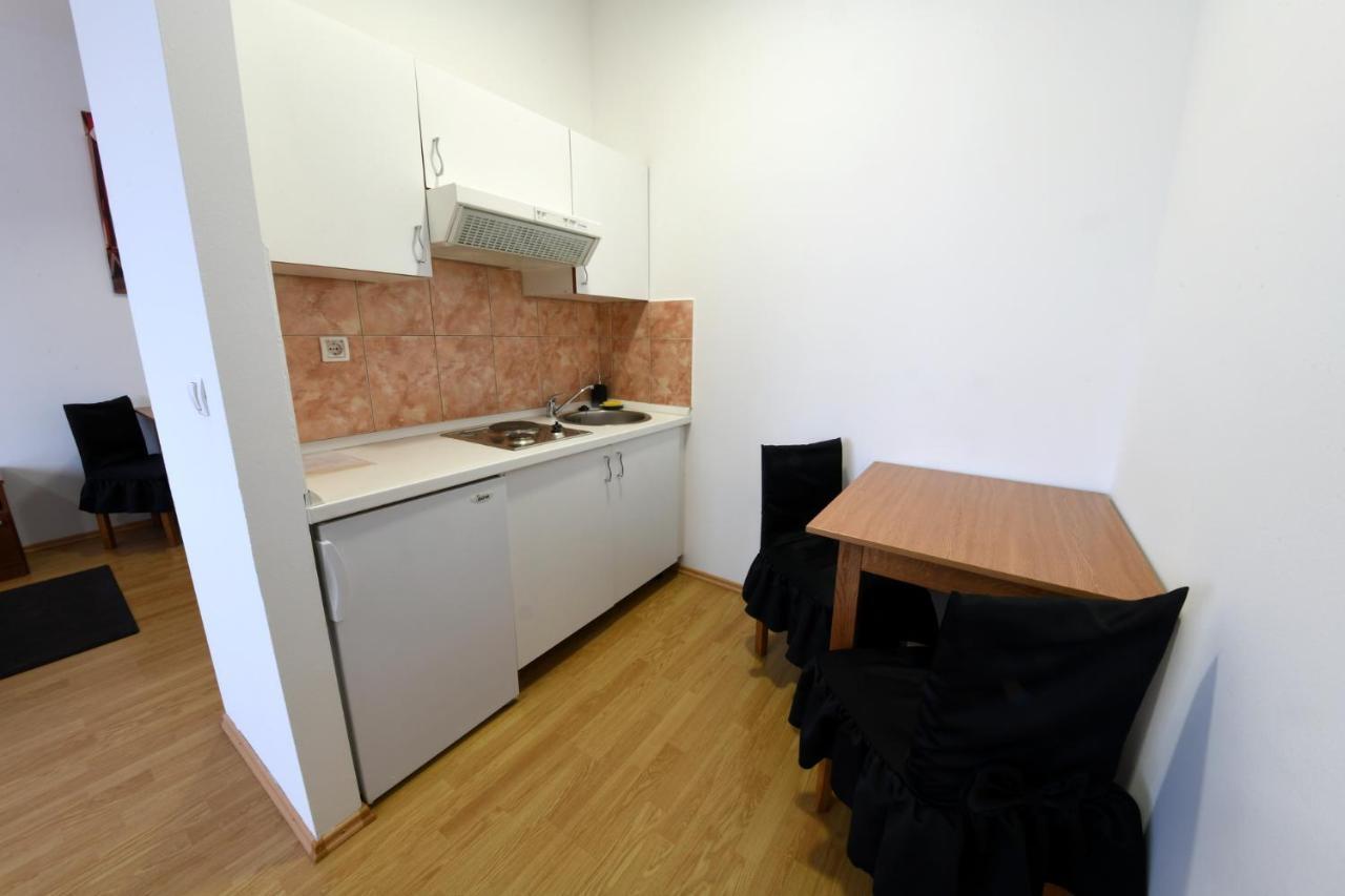 Apartments & Rooms Križevci 외부 사진