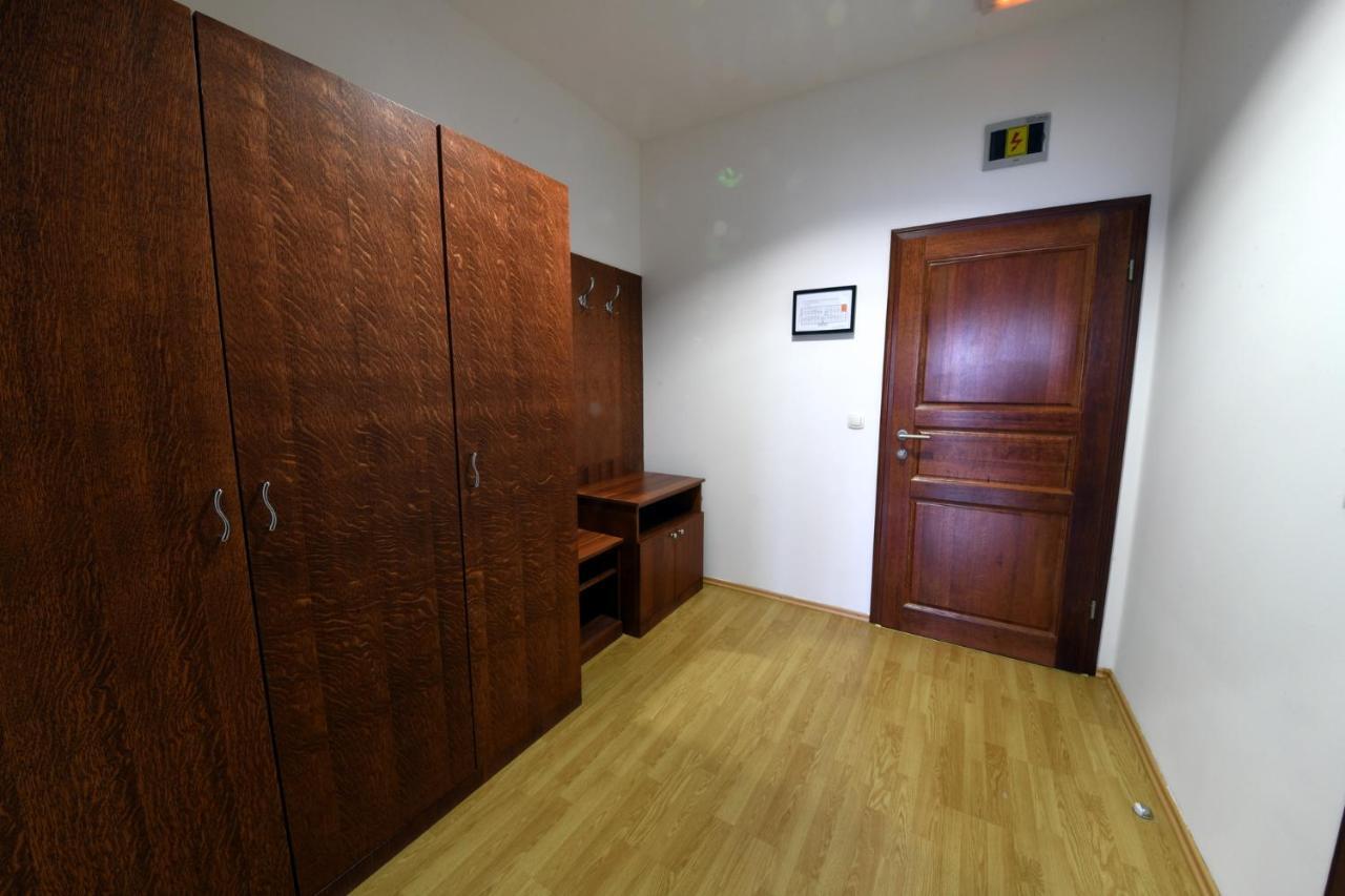 Apartments & Rooms Križevci 외부 사진