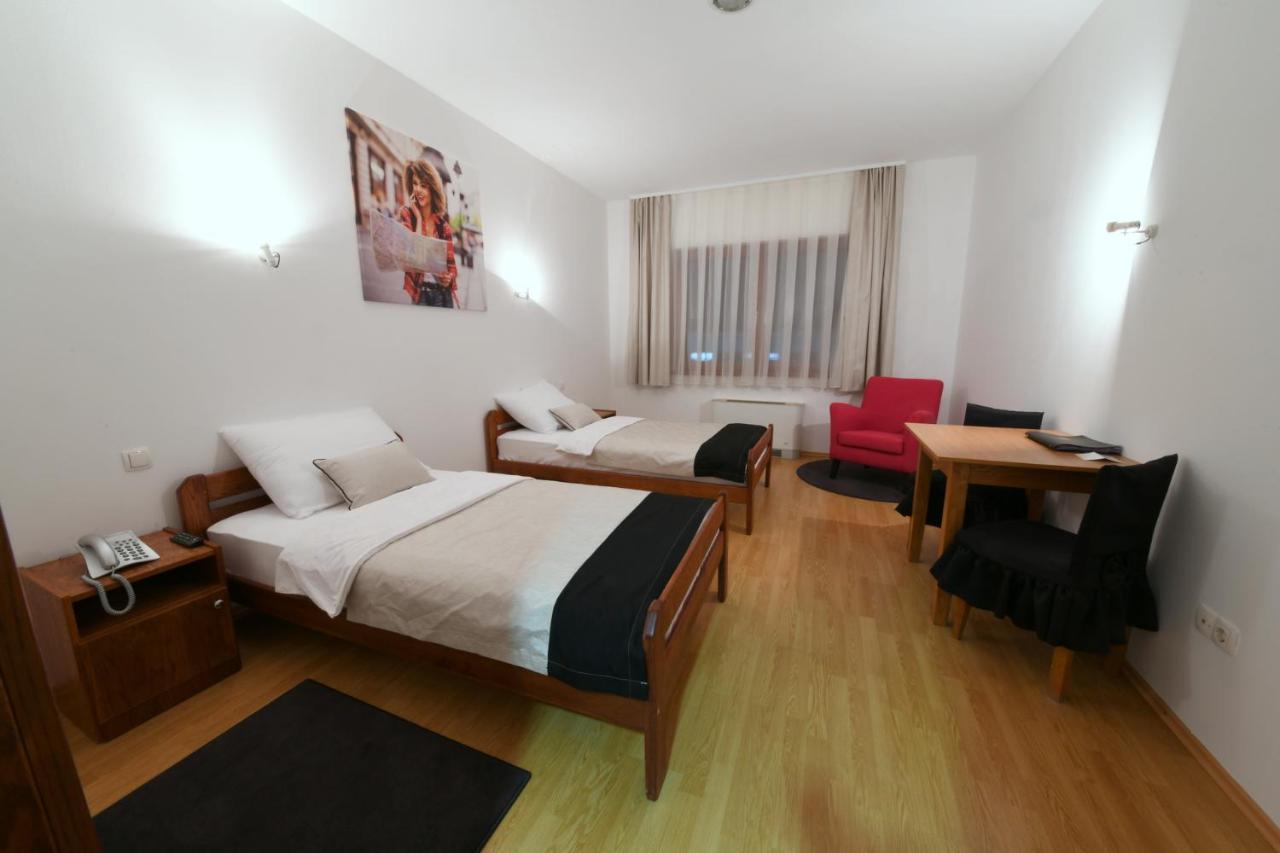 Apartments & Rooms Križevci 외부 사진